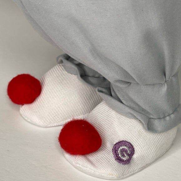 Gemmy IT Animated Happy Shuffle Pennywise Clown Dancing Plush Toy - Picture 9 of 11